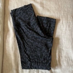 LULULEMON HR Align Crop 21”